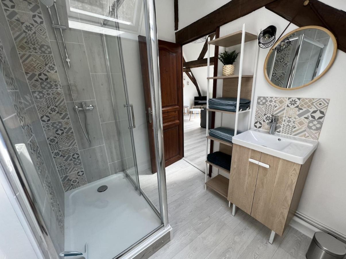 Appartement Le Saint Haut Centre Ville A Saint-Omer エクステリア 写真